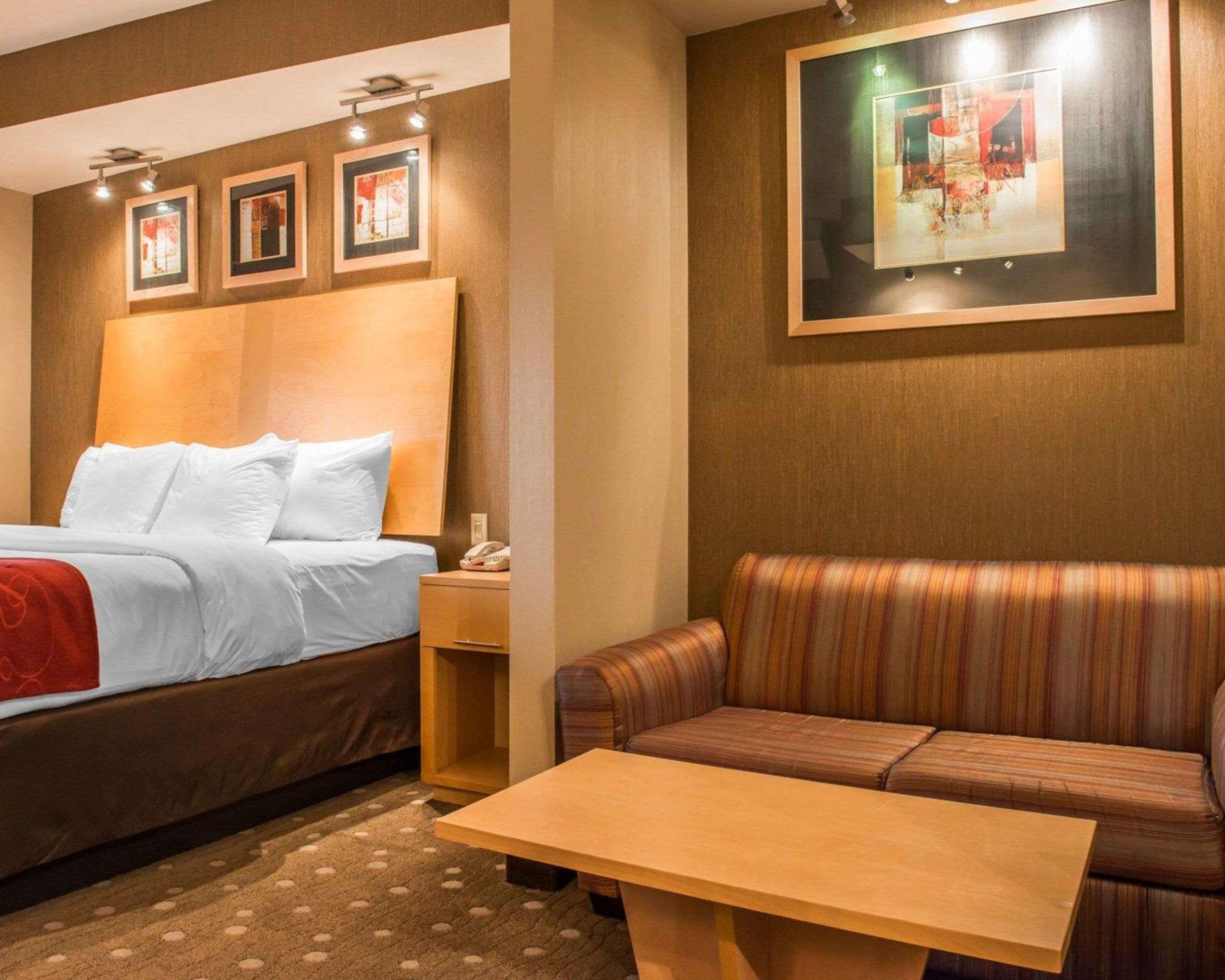 Comfort Suites Monroeville Exteriör bild