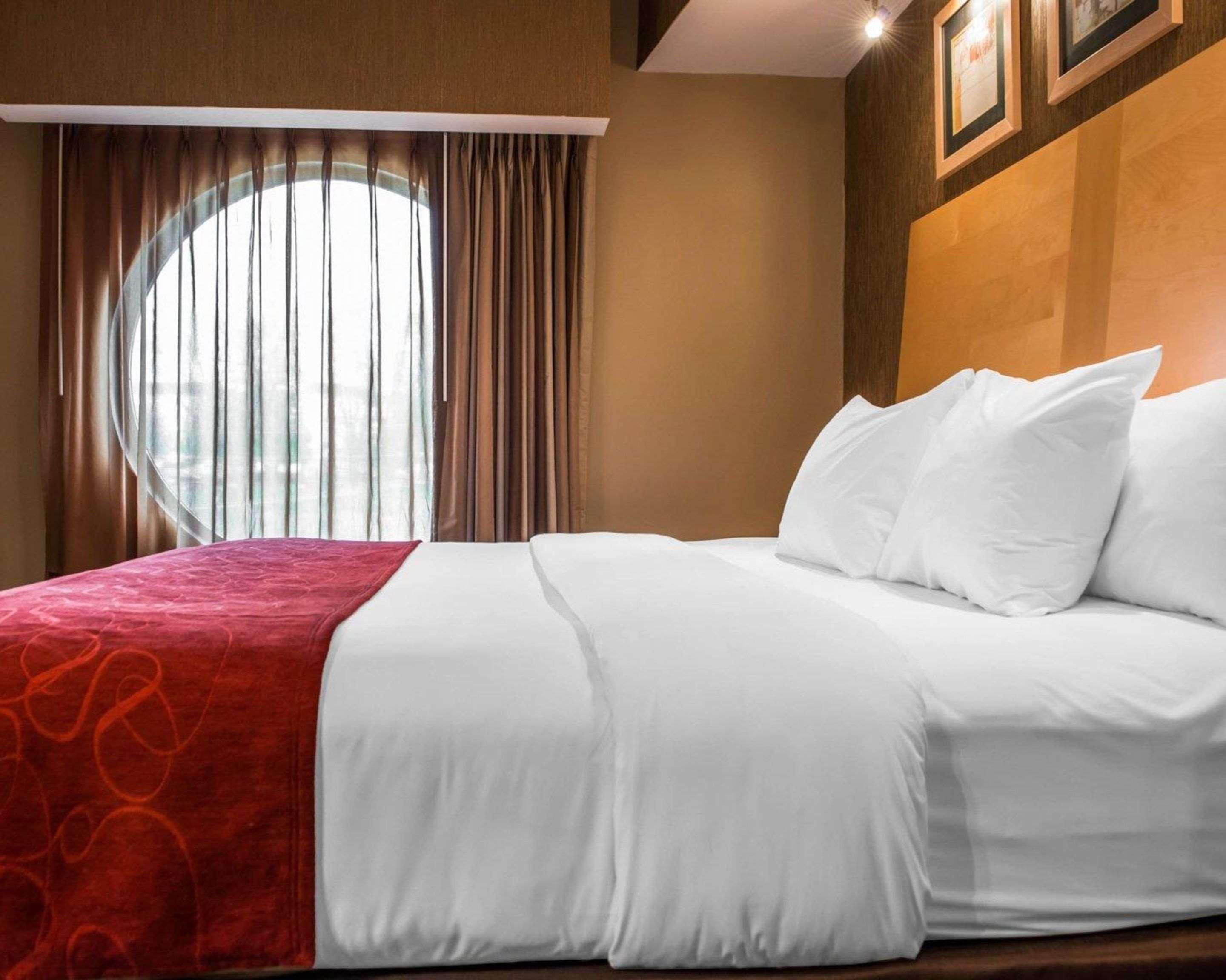 Comfort Suites Monroeville Exteriör bild