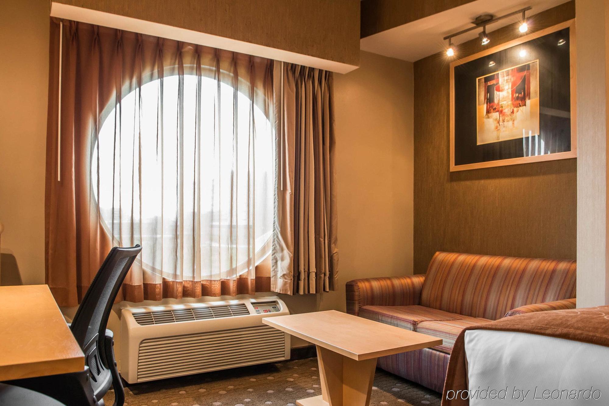 Comfort Suites Monroeville Exteriör bild